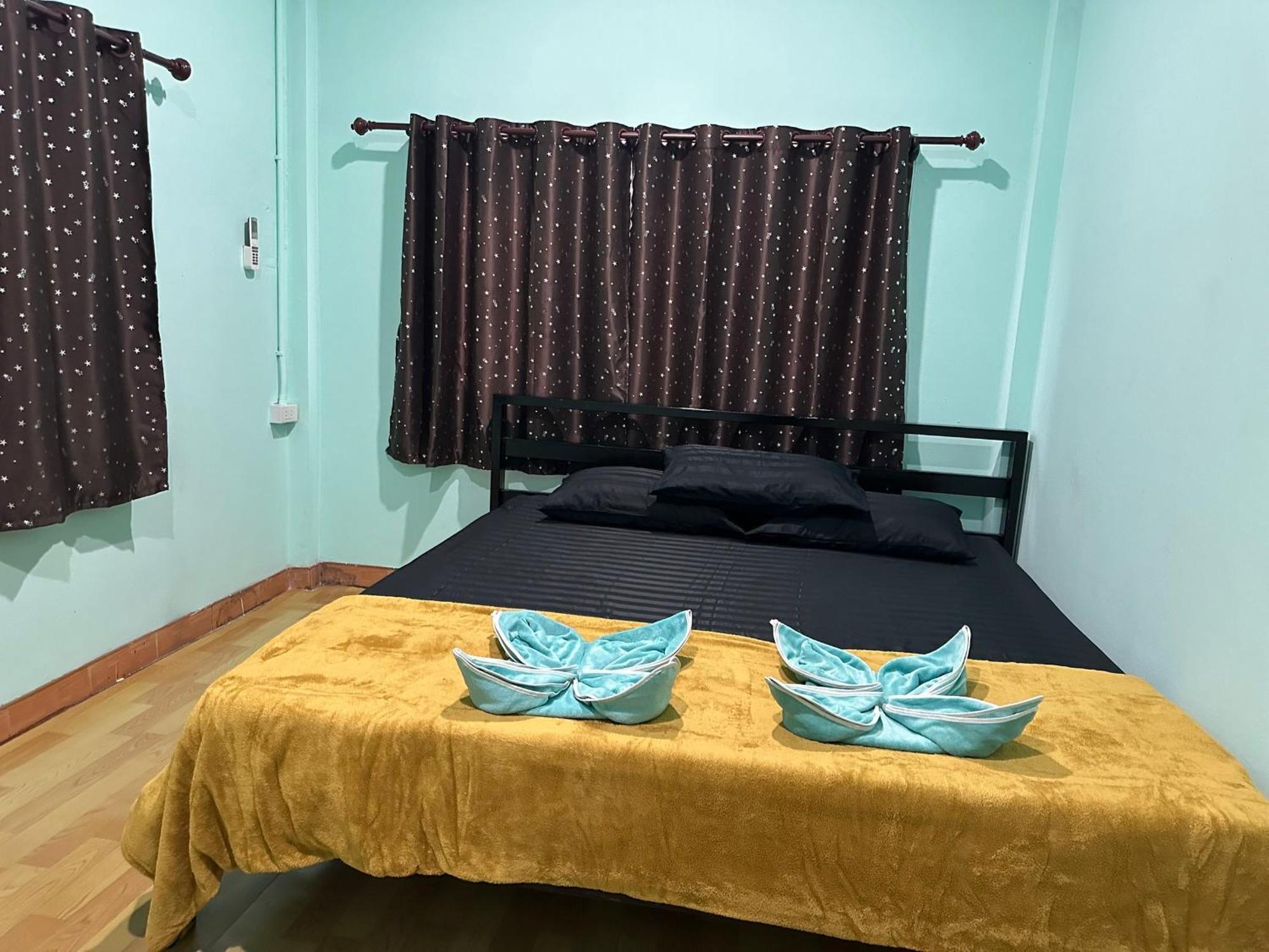 Hotel P'Un House Ko Tao Habitación foto